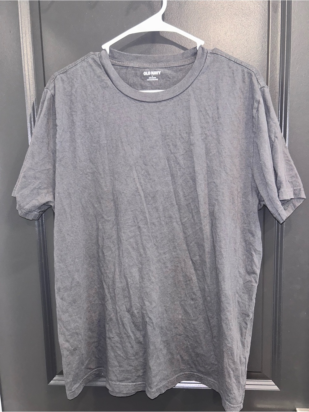 Old Navy Men's Short Sleeve Crew T-Shirt in Charcoal